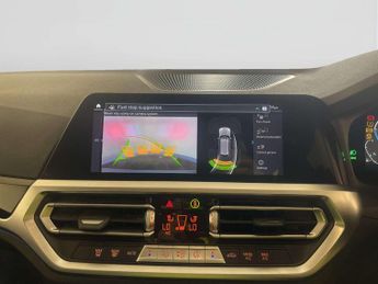 BMW 3 Series 2.0 330e 12kWh SE Pro Touring 5dr Petrol Plug-in Hybrid Auto Eur