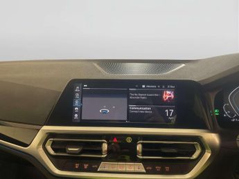 BMW 3 Series 2.0 330e 12kWh SE Pro Touring 5dr Petrol Plug-in Hybrid Auto Eur