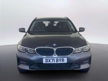 BMW 3 Series 2.0 330e 12kWh SE Pro Touring 5dr Petrol Plug-in Hybrid Auto Eur