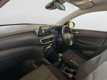 Hyundai TUCSON 1.6 GDi SE Nav SUV 5dr Petrol Manual Euro 6 (s/s) (132 ps)