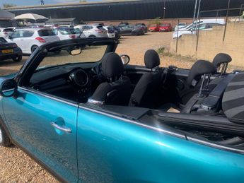 MINI Convertible 1.5 Cooper Euro 6 (s/s) 2dr