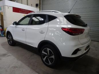 MG MG ZS 51.1kWh Trophy Connect Auto 5dr