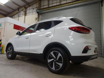 MG MG ZS 51.1kWh Trophy Connect Auto 5dr