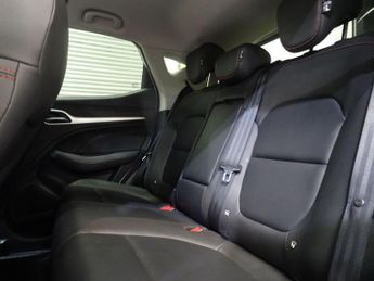 MG MG ZS 51.1kWh Trophy Connect Auto 5dr