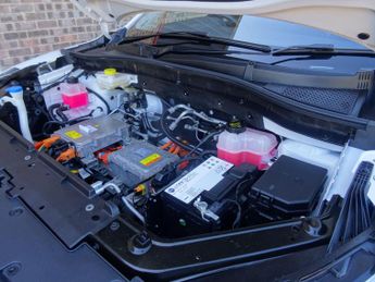 MG MG ZS 51.1kWh Trophy Connect Auto 5dr