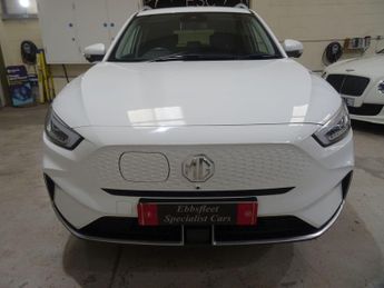 MG MG ZS 51.1kWh Trophy Connect Auto 5dr