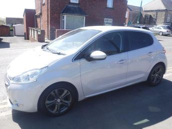 Peugeot 208 1.6 e-HDi Allure Euro 5 (s/s) 5dr