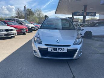 Renault Clio 1.6 VVT Dynamique TomTom Sport Tourer Auto Euro 5 5dr