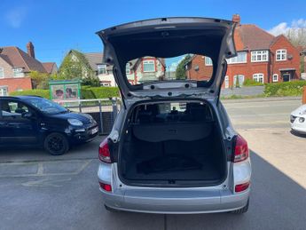 Renault Clio 1.6 VVT Dynamique TomTom Sport Tourer Auto Euro 5 5dr