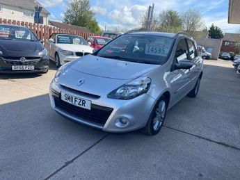 Renault Clio 1.6 VVT Dynamique TomTom Sport Tourer Auto Euro 5 5dr