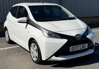 Toyota AYGO 1.0 VVT-i x-play Euro 6 5dr