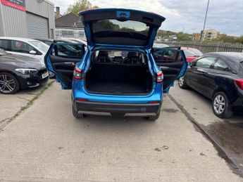 Nissan Qashqai 1.2 DIG-T Tekna XTRON Euro 6 (s/s) 5dr