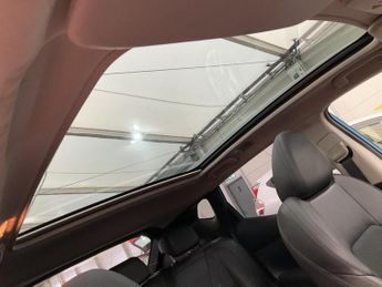 Nissan Qashqai 1.2 DIG-T Tekna XTRON Euro 6 (s/s) 5dr