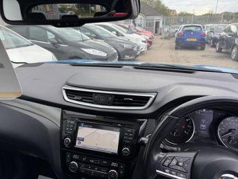Nissan Qashqai 1.2 DIG-T Tekna XTRON Euro 6 (s/s) 5dr