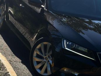 Skoda Superb 2.0 TDI SE L Executive 4WD Euro 6 (s/s) 5dr