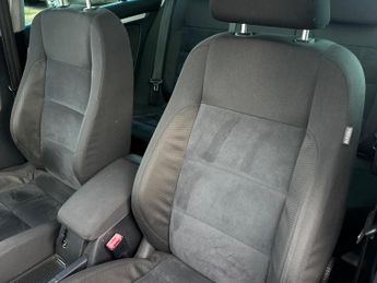 Volkswagen Golf 2.0 TDI Sportline DSG Euro 4 5dr