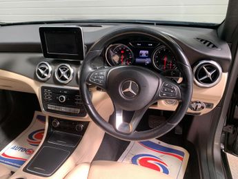 Mercedes-Benz GLA 1.6 GLA200 SE (Executive) 7G-DCT Euro 6 (s/s) 5dr