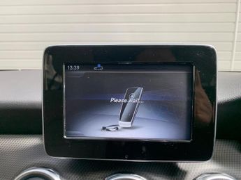 Mercedes-Benz GLA 1.6 GLA200 SE (Executive) 7G-DCT Euro 6 (s/s) 5dr