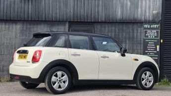 MINI Hatch 1.5 Cooper Auto Euro 6 (s/s) 5dr