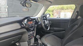 MINI Hatch 1.5 Cooper Auto Euro 6 (s/s) 5dr
