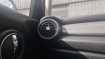 MINI Hatch 1.5 Cooper Auto Euro 6 (s/s) 5dr