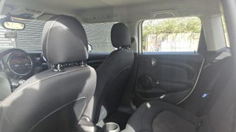 MINI Hatch 1.5 Cooper Auto Euro 6 (s/s) 5dr