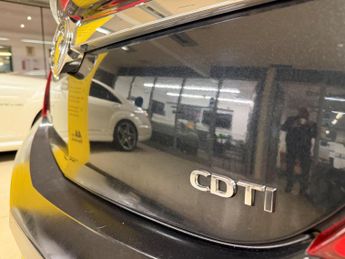 Vauxhall Insignia 2.0 CDTi ecoFLEX Exclusiv Euro 5 (s/s) 5dr