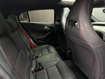 Mercedes-Benz GLA 2.1 GLA220 CDI AMG Line 7G-DCT 4MATIC Euro 6 (s/s) 5dr