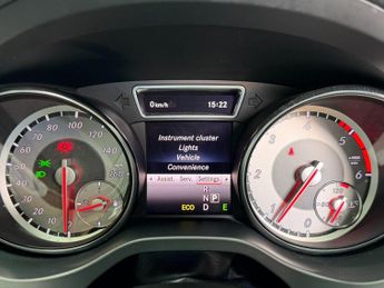 Mercedes-Benz GLA 2.1 GLA220 CDI AMG Line 7G-DCT 4MATIC Euro 6 (s/s) 5dr