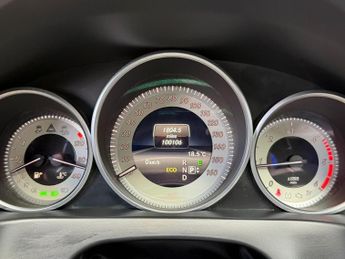 Mercedes-Benz E Class 2.1 E250 CDI AMG Sport G-Tronic+ Euro 5 (s/s) 2dr