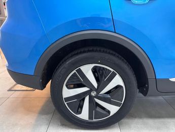 MG MG ZS 51.1kWh Trophy Auto 5dr