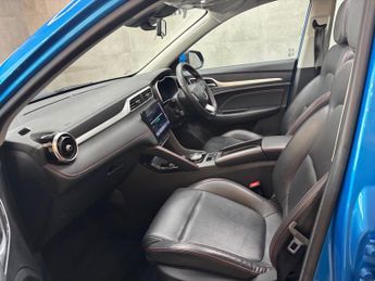 MG MG ZS 51.1kWh Trophy Auto 5dr