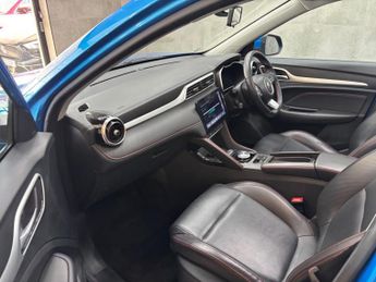 MG MG ZS 51.1kWh Trophy Auto 5dr