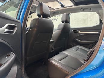 MG MG ZS 51.1kWh Trophy Auto 5dr