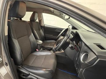 Toyota Auris 1.8 VVT-h Excel CVT Euro 5 (s/s) 5dr