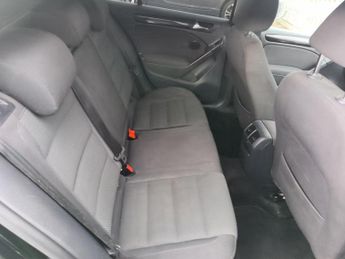 Volkswagen Golf 1.6 TDI Match DSG Euro 5 5dr