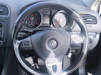 Volkswagen Golf 1.6 TDI Match DSG Euro 5 5dr
