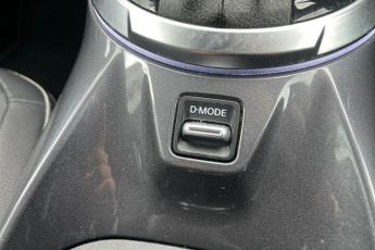 Nissan Juke 1.6 Hybrid Tekna 5dr Auto