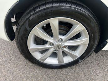 Nissan Note 1.2 DIG-S Tekna XTRON Euro 6 (s/s) 5dr