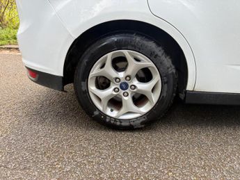 Ford Grand C-Max 2.0 TDCi Zetec Powershift Euro 5 5dr