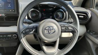 Toyota Yaris 1.5 VVT-h Excel E-CVT Euro 6 (s/s) 5dr