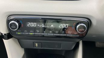 Toyota Yaris 1.5 VVT-h Excel E-CVT Euro 6 (s/s) 5dr