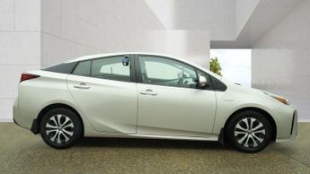 Toyota Prius 1.8 VVT-h Business Edition CVT Euro 6 (s/s) 5dr