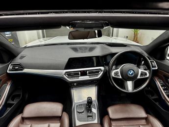 BMW 3 Series 2.0 330e 12kWh M Sport Touring Auto Euro 6 (s/s) 5dr