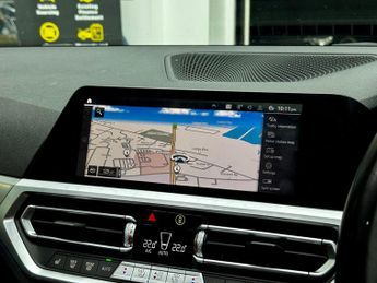 BMW 3 Series 2.0 330e 12kWh M Sport Touring Auto Euro 6 (s/s) 5dr