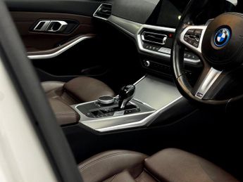 BMW 3 Series 2.0 330e 12kWh M Sport Touring Auto Euro 6 (s/s) 5dr