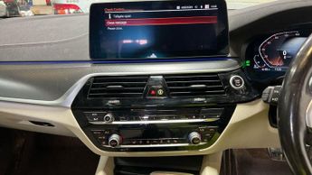 BMW 5 Series 2.0 520d MHT M Sport Touring Steptronic xDrive Euro 6 (s/s) 5dr