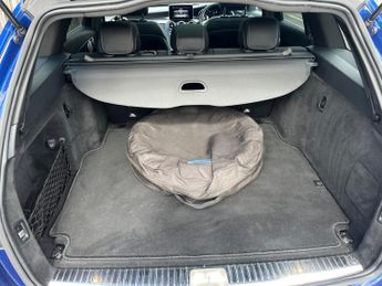 Mercedes-Benz C Class 2.1 C220d AMG Line (Premium Plus) G-Tronic+ Euro 6 (s/s) 5dr