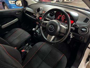 Mazda Mazda2 1.3 Black Euro 5 5dr