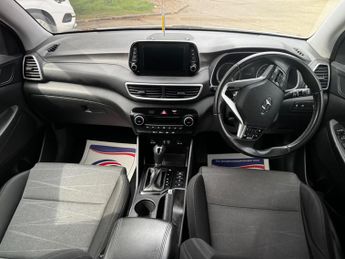 Hyundai TUCSON 1.6 CRDi SE Nav DCT Euro 6 (s/s) 5dr